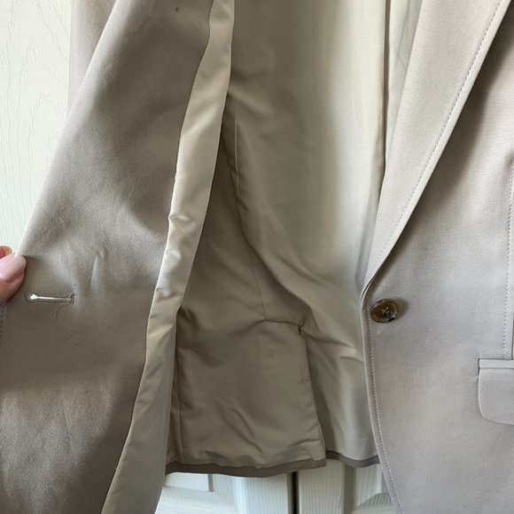 Banana Republic Blazer - Picture 5 of 8